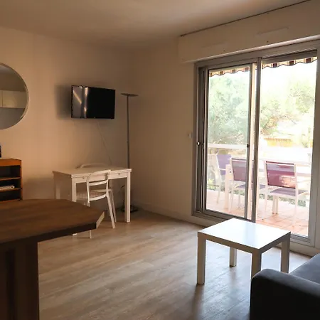 L'amiraute 150m De La * Bormes-les-Mimosas