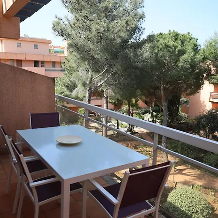 L'amiraute 150m De La *